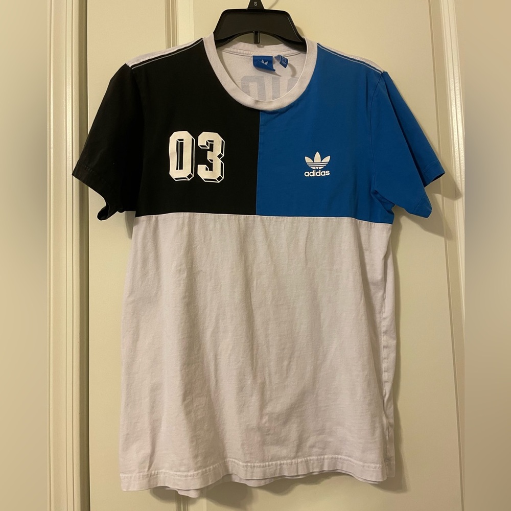 Men’s adidas shirt